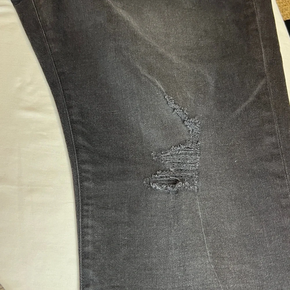 NWT’S Frame Jagger Mid- Rise True Skinny Fit Black Jeans SZ 38 (Fast Shipping)